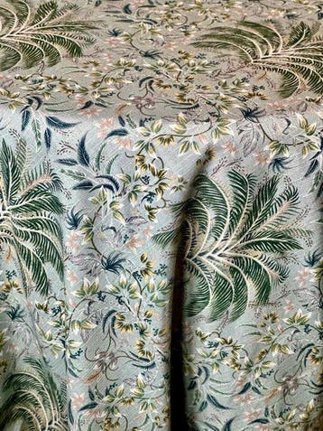Tafelkleed met jungleprint voor brede tafels. - Tafelkleed -
