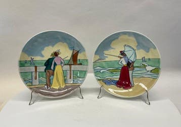 Paar Art Deco keramische sierborden met strandtaferelen – Ø, Antiquités & Art
