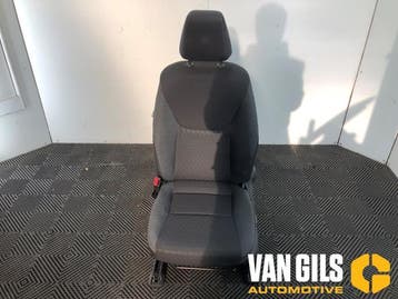 Stoel links Toyota Yaris O330109