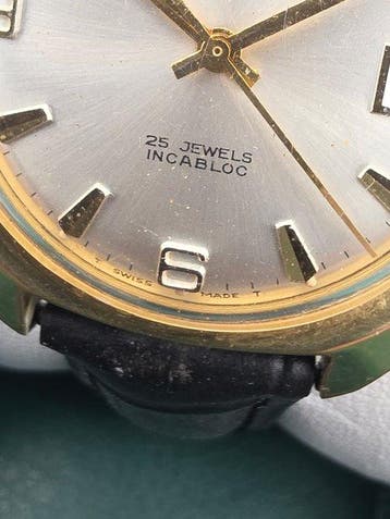 Mondaine - Vintage Automatic - 25 Jewels Incabloc – Swiss, Handtassen en Accessoires, Nieuw