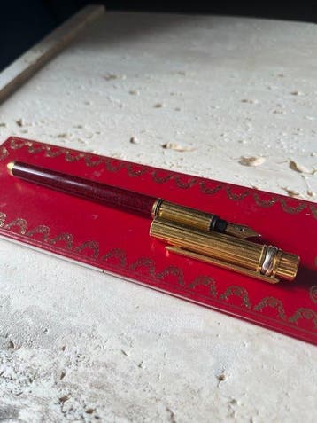 Cartier - Must de cartier Trinity - Stylo à plume, Collections