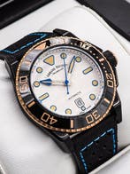 Armand Nicolet - Sans prix de réserve - * BRAND NEW *