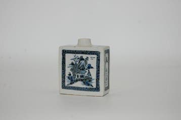 Vaas - Porselein - China - Kangxi (1662-1722) - 13,5 x 11,5