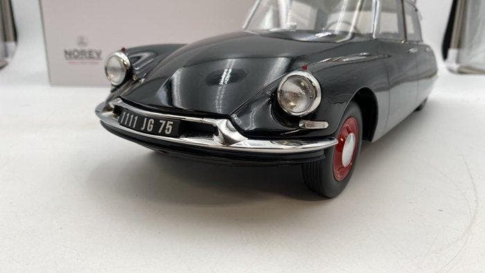 Norev 1:12 - Modelauto - Citroen ID 19 1959 Taxi - (cod.C22), Hobby en Vrije tijd, Modelauto's | 1:5 tot 1:12