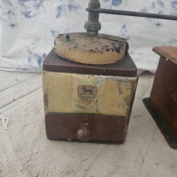 peugeot frere - Koffiemolen - Staal, Antiek en Kunst