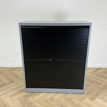 JEC roldeurkast vv 2 legborden + sleutel (hxbxd) 138x120x45, Gebruikt