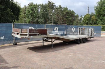 Veiling: Machinetransporter Veldhuizen Baveco P26-1 6500kg 1