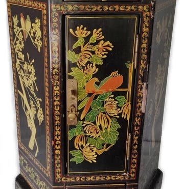 Rijk beschilderde zeshoekige lak-kast 72 cm in Chinoiserie -, Antiek en Kunst