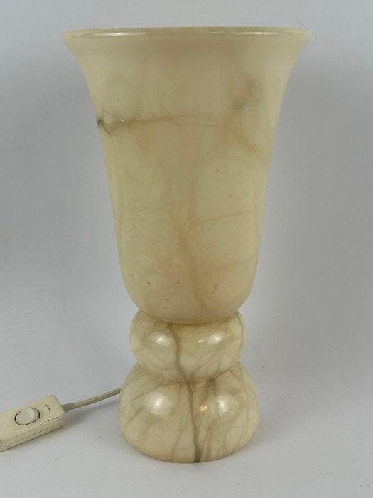 Tafellamp - Albast - Een grote albastlamp, Antiek en Kunst, Curiosa en Brocante
