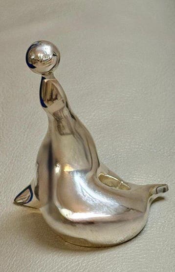 Stilarte - Beeldje - Seal Playing with Ball - .925 zilver