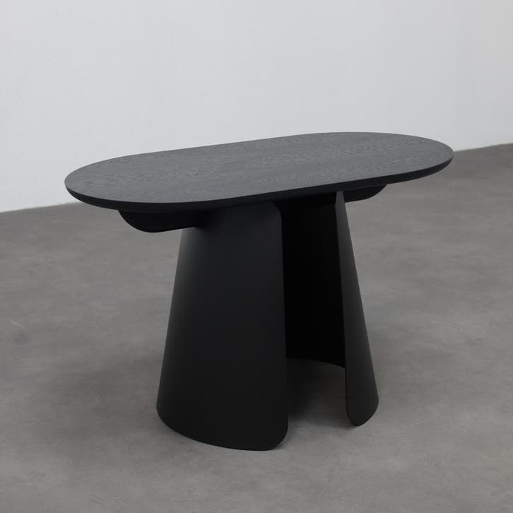 Side Table Totem Pill By Puik Design Black € 425 -, Maison & Meubles, Tables | Tables d'appoint, Envoi