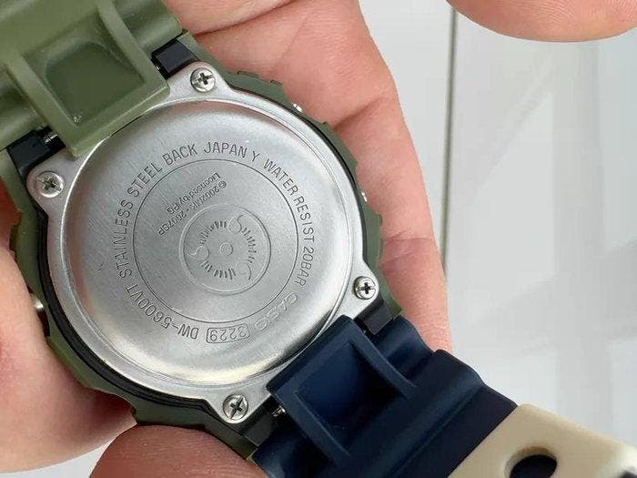 Casio - DW-5600 - CASIO G-SHOCK DW-5600 Naruto Konoha, Games en Spelcomputers, Spelcomputers | Overige Accessoires