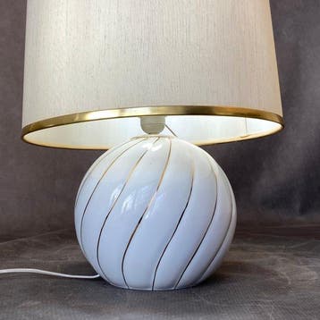 Lamp - Keramiek - Tafellamp van witte keramiek met gouden