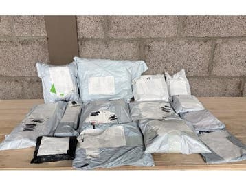 Veiling - Mixpartij Ongeopende DHL Pakketten uit China #27, Zakelijke goederen, Stock en Retail | Partijen goederen