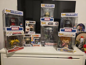 Funko - Funko Pop The Mandalorian iron man, one piece ,house