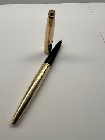 Parker - 45 insignia - Stylo à plume, Verzamelen, Pennenverzamelingen, Nieuw