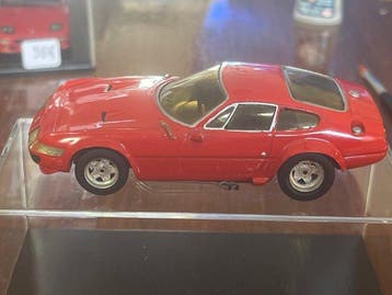 M.R.F. 1:43 - Modelauto - Ferrari 365 GTB/4, Hobby & Loisirs créatifs