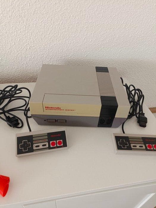 Nintendo - Nes - Console Nintendo NES + 2 manettes + Zapper, Consoles de jeu & Jeux vidéo, Consoles de jeu | Accessoires Autre