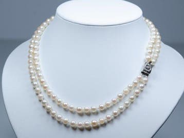 - Argent 835 - perles Akoya - rubis - à deux rangs - Collier