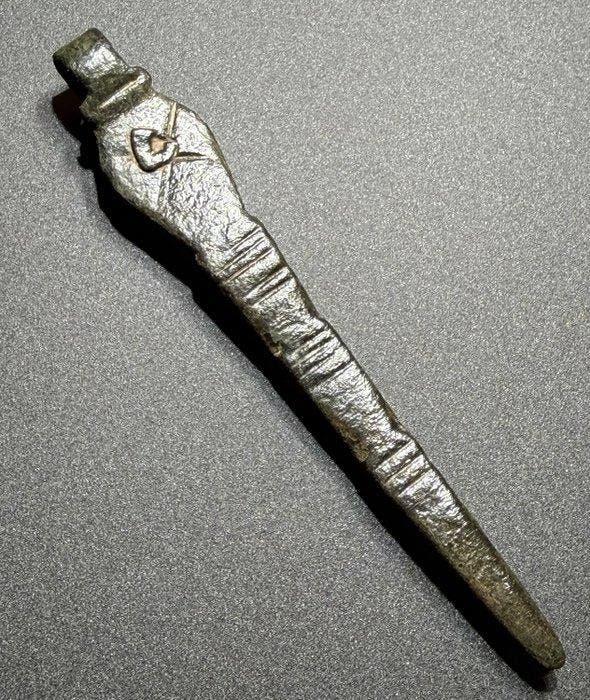 Viking periode Brons Intact, nog bruikbaar en draagbaar, Antiquités & Art, Antiquités | Autres Antiquités