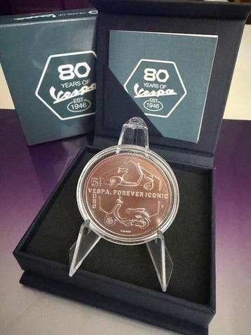 Italië. 5 Euro 2026 80 Years of Vespa (Zonder