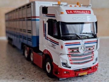 WSI 1:50 - Model vrachtwagen - Mercedes Actros MP5 - trekker