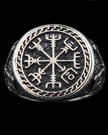 De Gids van het Lot – Vegvísir Viking zegelring – Kompas