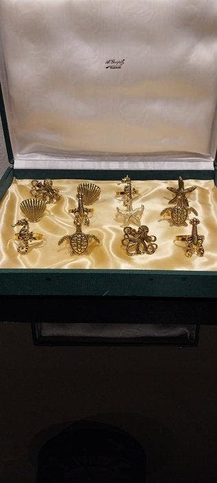 Servetring (12) - Verschillende oceaandieren - Verguld, Antiek en Kunst