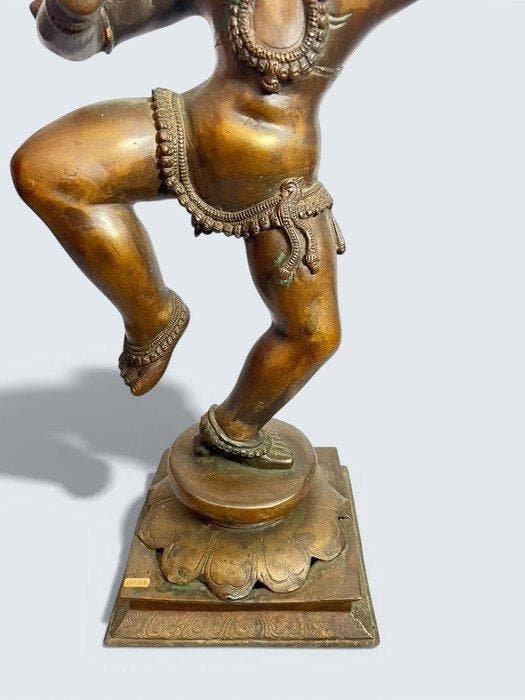 Groot Indiaas beeld van een dansende Krishna – messing/brons, Antiquités & Art, Art | Art non-occidental