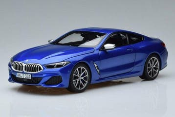 Norev 1:18 - Modelauto - BMW 8 Series, Nieuw