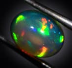 Ct. 4.90 Ethiopisch opaal cabochon ovaal - Top