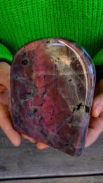 Couleurs violet et pourpre Chameleon Labradorite - Forme