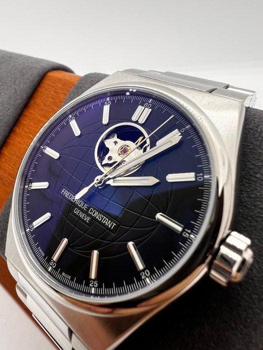 Frédérique Constant - Highlife COSC Automatic -, Bijoux, Sacs & Beauté, Montres | Hommes