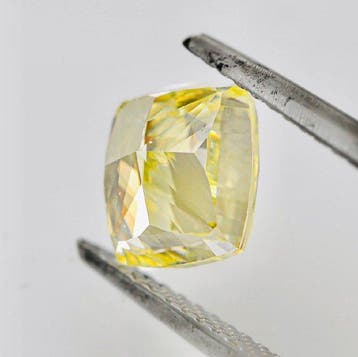 1 pcs Diamant (Couleur naturelle) - 2.03 ct - Coussin -