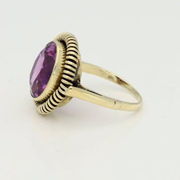 Bague - 14 carats Or jaune - 5.30ct. tw. Saphir