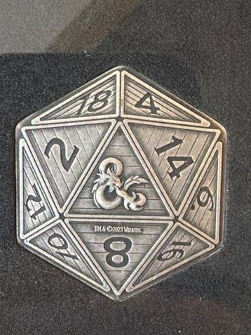 Monde. Medal Dungeons and Dragons - Gelatinous Cube - Silver