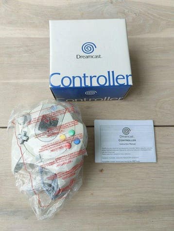 Sega - Dreamcast - Official Hardware Collector’s Bundle: