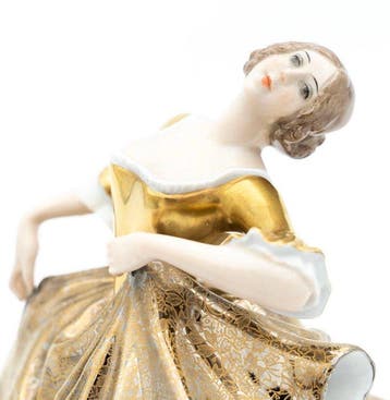 Rosenthal - Figure - ERNA VON LANGENMANTEL-REITZENSTEIN