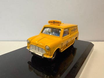 Dinky Toys 1:43 - Model bestelwagen - 274 AA Patrol Mini Van, Hobby en Vrije tijd, Nieuw