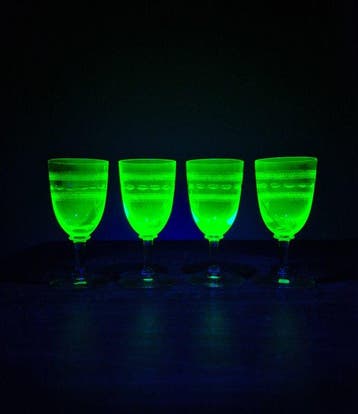 Verres à liqueur Art Déco en verre gravé - Verre à vin (4) -, Antiquités & Art