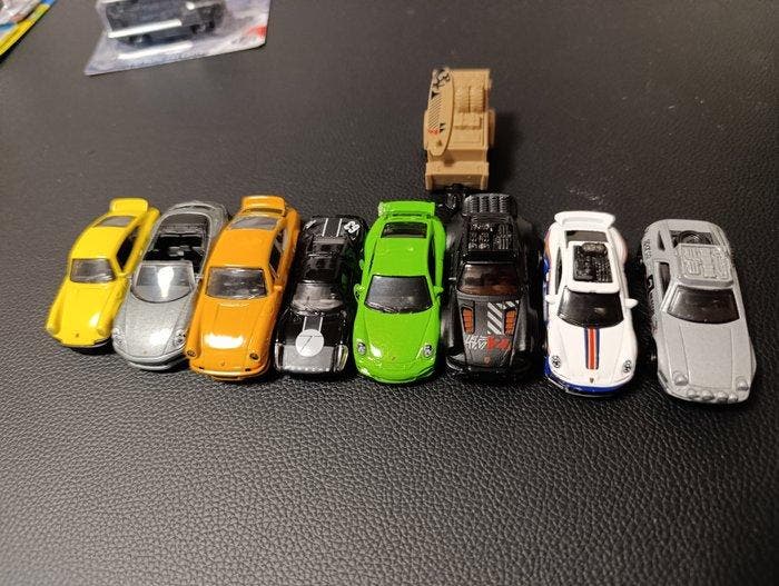 Hot Wheels 1:64 - Modelauto (9) - Porsche 911 Carrera, Hobby & Loisirs créatifs, Voitures miniatures | 1:5 à 1:12