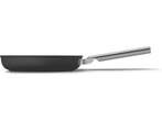 Smeg CKFF2801BLM - Koekenpan 28cm - RVS handvatten - Mat, Huis en Inrichting, Verzenden, Zo goed als nieuw