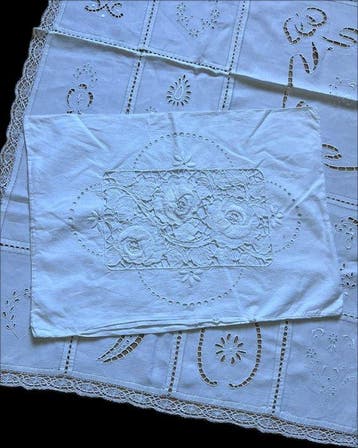 Textile - 145 cm - 130 cm - linge ancien d’exception