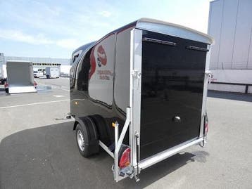 Easyline gesloten aanhangwagen enkelas zwart aerodynamische, Ophalen of Verzenden, Nieuw