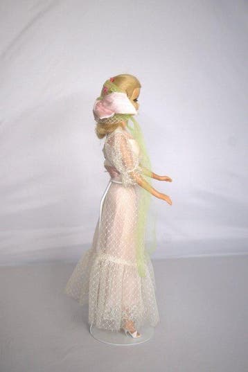 Mattel - Barbiepop - 968 Mattel Truly Scrumptious doll from