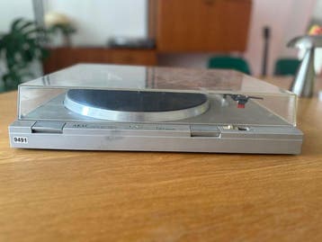 Akai - AP-D210 Direct-Drive Auto-Return Table tournante, Nieuw