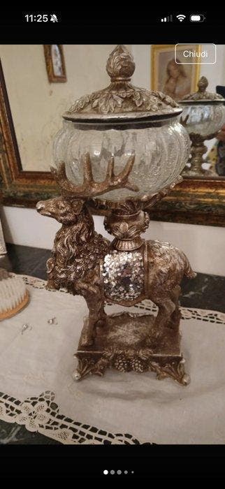 Beeld, Cervo porta gioia resina 40cm - 40 cm - Hars, Glas,, Antiek en Kunst, Curiosa en Brocante