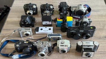 Agfa, Zeiss Ikon, Mamiya, Olympus, Canon, 15 Kameras + 1, TV, Hi-fi & Vidéo