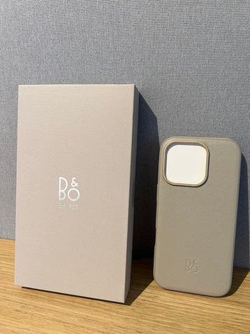 Bang & Olufsen - iPhone 16 Pro lederen hoes, Hourglass Sand