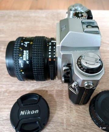 Nikkormat Nikkormat EL, AF Nikkormat Nikon 35-70mm 1.33-45,, Audio, Tv en Foto, Nieuw